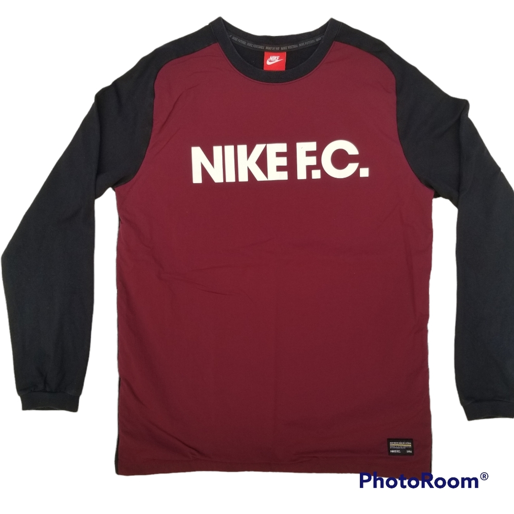 Nike Football Club Two-toned Crewneck Mens Soccer Size Medium